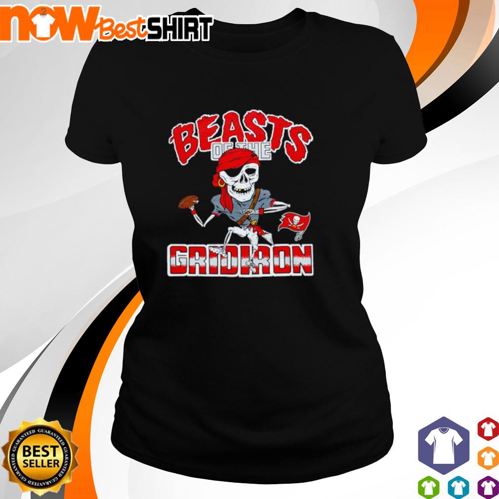 Tampa Bay Buccaneers Beasts of the Gridiron s ladies-tee