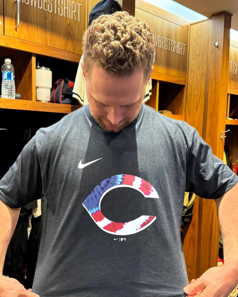 2025 MLB Cincinnati Reds tie-dye American flag t-shirt, hoodie