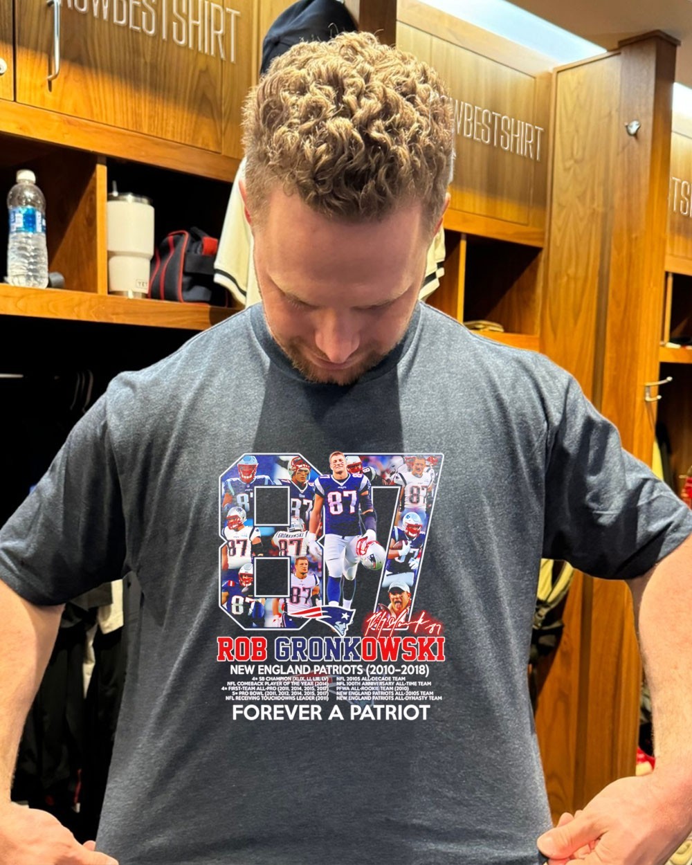 Rob Gronkowski Playera Patriotas WOMEN'S NEW ENGLAND PATRIOTS ROB GRONKOWSKI  LIMITED PLAYER JERSEY WHITE (size S), image size:1000x1250