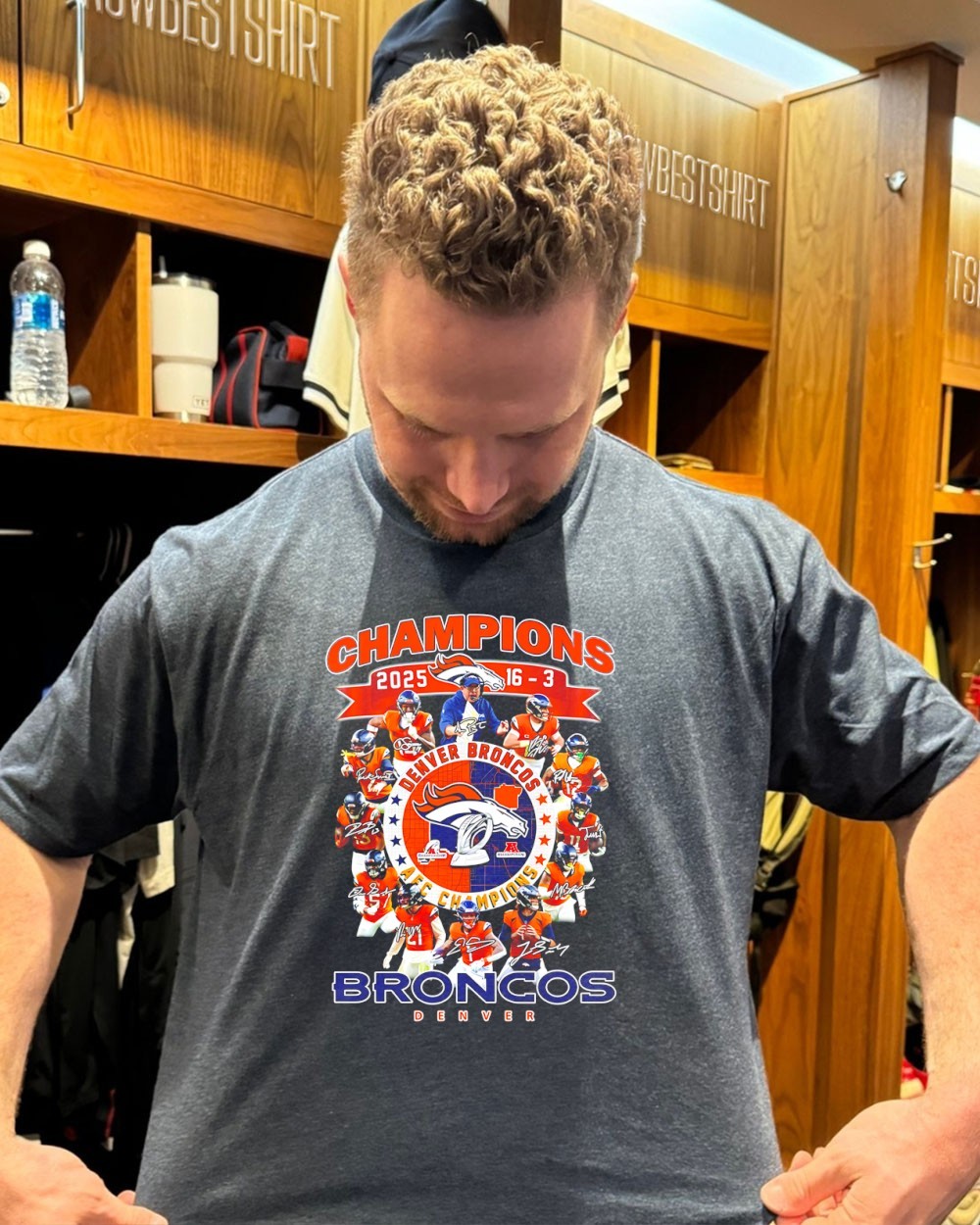 Denver Broncos 2025 16-3 AFC Champions players signatures shirt